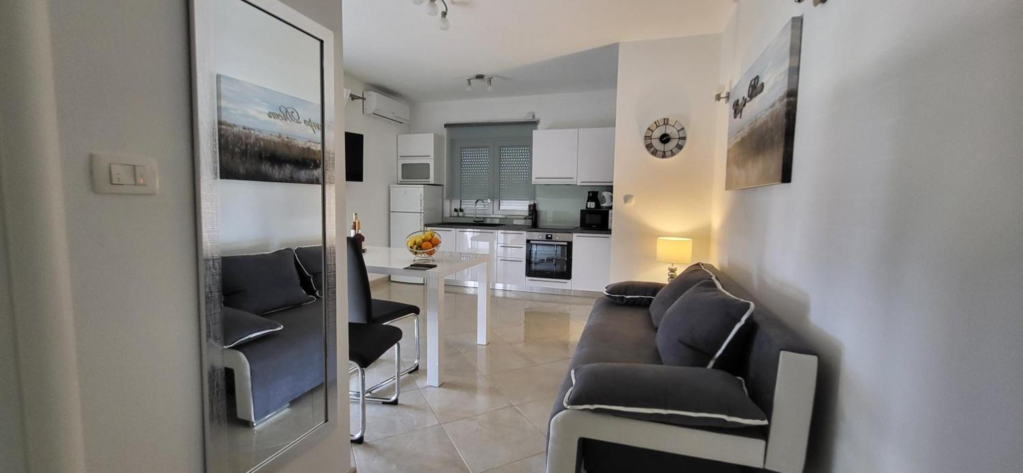 Mila Apartman *
